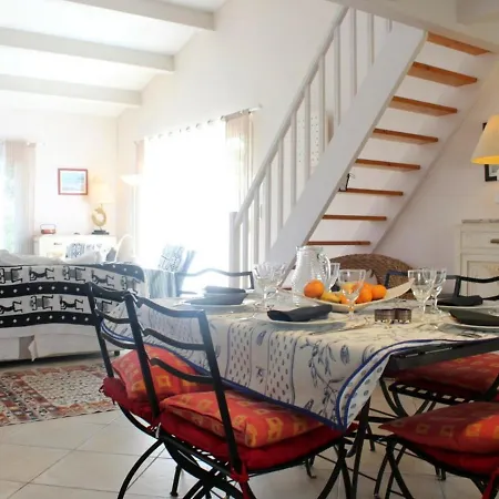 Ferienhaus 6 Personnes A Avec Jardin - Fr-1-246a-410 *